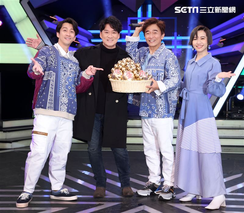 周華健上「綜藝大熱門」為演唱會宣傳。（記者邱榮吉/攝影）