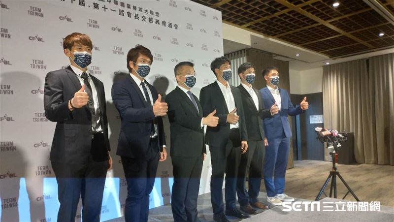 中職暫時不改名　蔡其昌背板是台灣隊