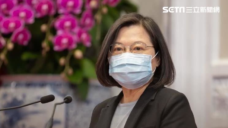 部桃疫情延燒　小英連3日發文挺醫護