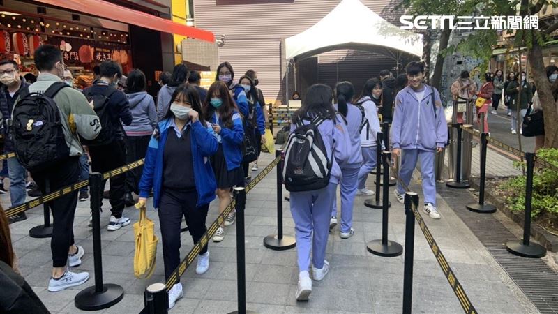 新／唐吉訶德開幕第2天　學生族衝了