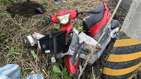 宜蘭,自撞,路燈桿,老婦,頸部斷裂