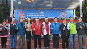 信義鄉運動廣場啟用　結合歲時祭儀運動會斥資約新台幣3000萬元的南投縣信義鄉綜合運動廣場20 日啟用，鄉公所同時舉辦全鄉運動會及歲時祭儀，南投縣長林明溱（右4）等人出席。（南投縣政府提供）中央社記者蕭博陽南投傳真　110年1月20日