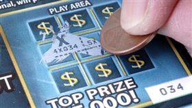 女子買樂透，喜中13億。（示意圖／pixabay）