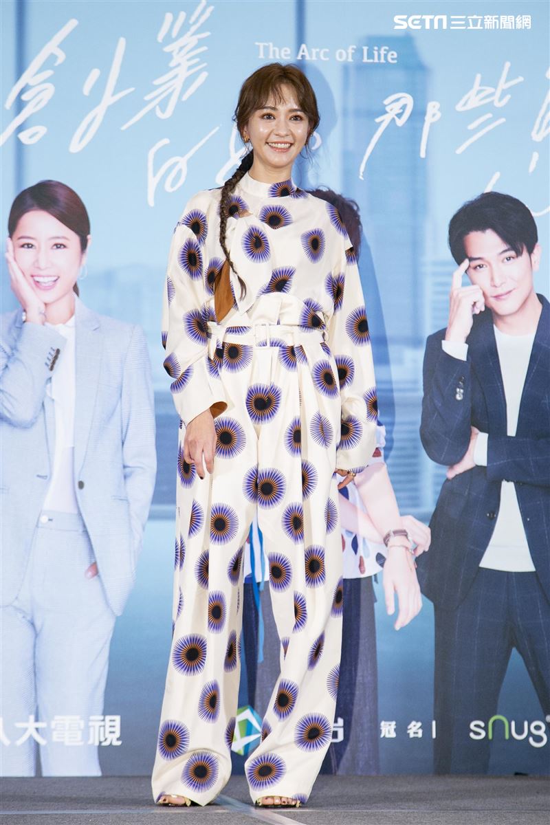 陳意涵出席她們創業的那些鳥事首映記者會。（圖／記者楊澍攝影）