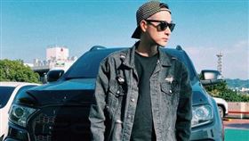 離婚愛紗2年！周洺甫神秘現況曝光　變「業務代表」賣名車