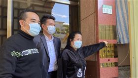 ▲因普悠瑪翻車意外，造成家族中8人死亡，家屬董小羚對運安會、時任行政院長的賴清德提告。（圖／翻攝畫面）