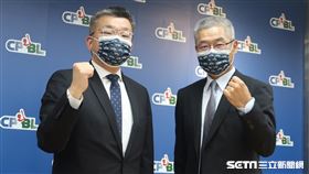 中職會長蔡其昌和秘書長楊清瓏。（圖／記者王怡翔攝影）