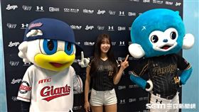 ▲樂天巨人啦啦隊國民女神安芝儇受訪。（圖／記者蕭保祥攝影）