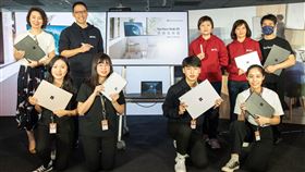 Surface Hub 2S 今(21日)在台正式上市（圖／台灣微軟提供）