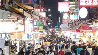 平行世界?中南部商圈竟3成沒戴口罩