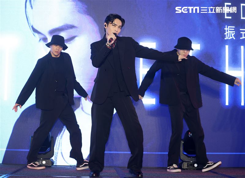 王振諾出道記者會。（記者邱榮吉/攝影）