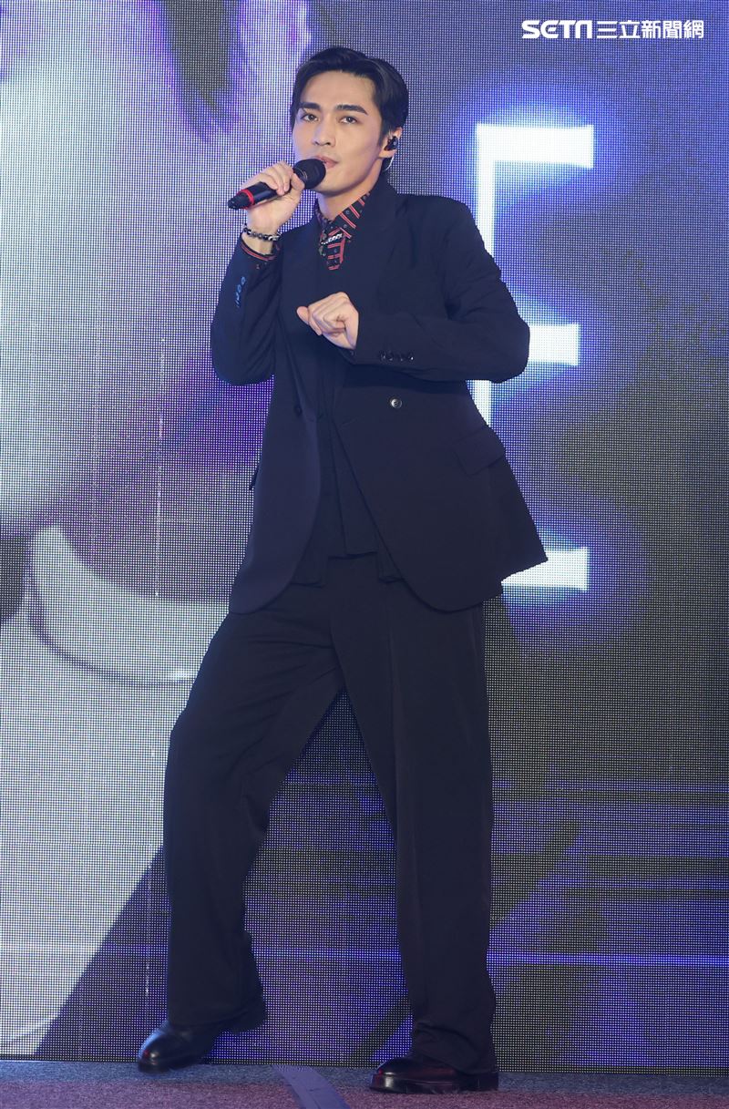 王振諾出道記者會。（記者邱榮吉/攝影）