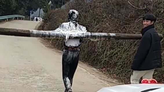 不只新娘活春宮　陸婚鬧男生也受害