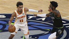 ▲楊恩（Trae Young）投進8顆三分球，攻下本季新高43分。（圖／美聯社／達志影像）
