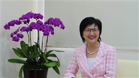 邱淑媞被罵爆怕了？急關「臉書留言權限」：暴民政治（圖／翻攝自邱淑媞臉書）