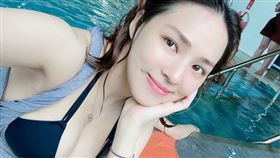 熊熊傲人上圍險些撐爆比基尼。（圖／翻攝自熊熊IG）