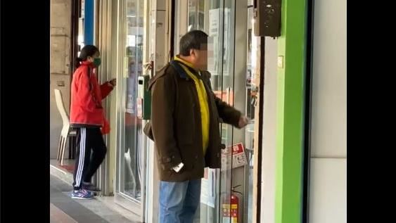沒口罩遭通訊行拒入　他：噴細菌進去