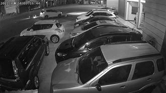 苗栗騎士遭爛醉女追撞　驚悚畫面曝光