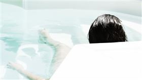 洗澡（示意圖／pixabay）