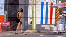 嘉義,裸男,圍裙,芋粿,朴子（圖／翻攝朴子民意觀察站）