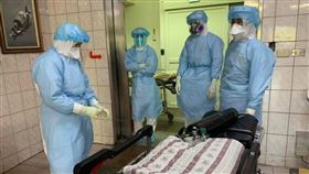 桃醫「精良武器」曝光！前線勇士喊：打出全世界最漂亮一戰▲。（圖／翻攝自衛生福利部桃園醫院臉書）