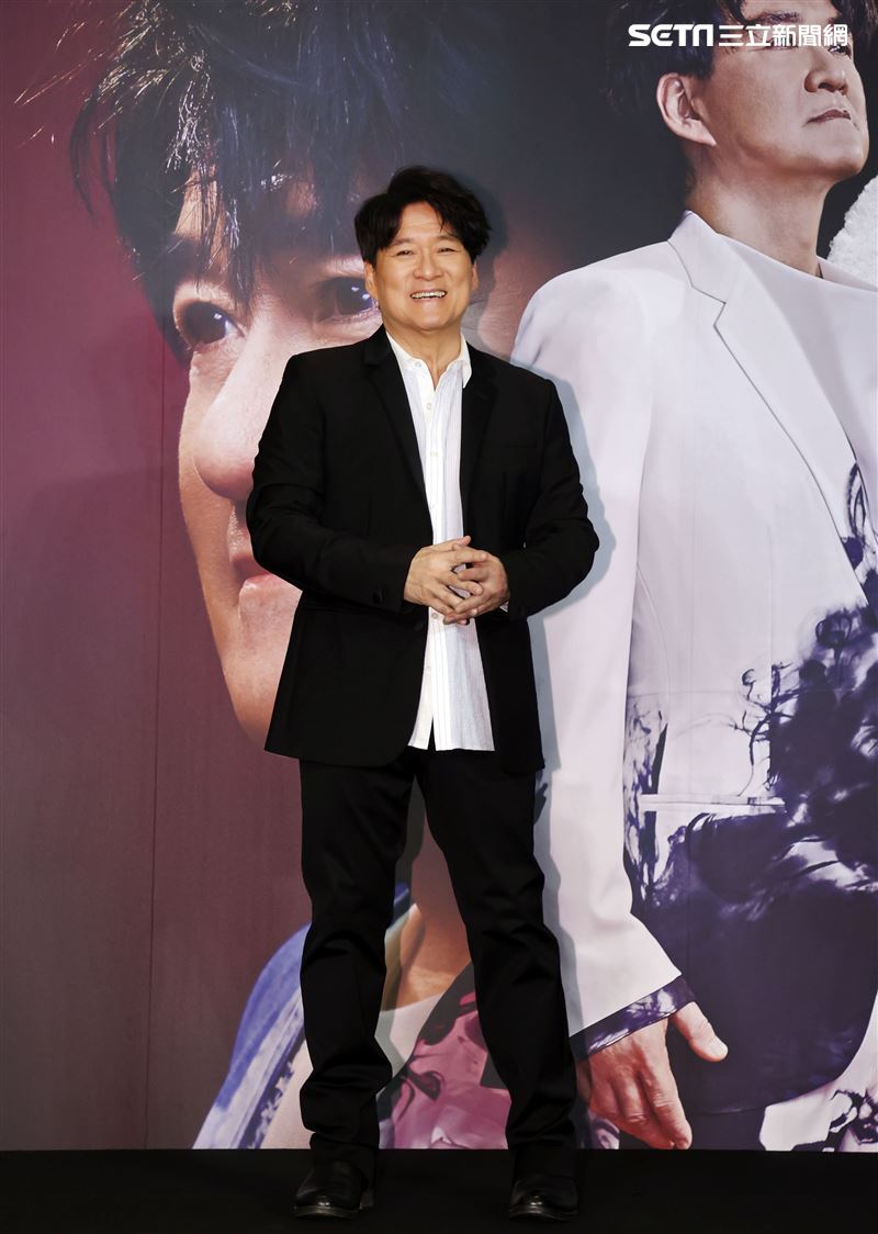 周華健五度攻蛋全新巡演「少年俠客」演唱會記者會。（記者邱榮吉/攝影）