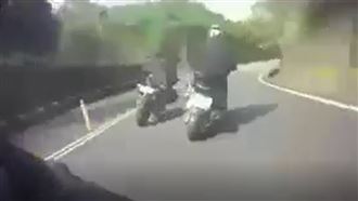 「你彎我就擋」騎士遭激怒持棍恐嚇