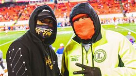 崔·頌上傳照片澄清現場有戴口罩。（圖／翻攝自Trey Songz IG）