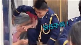 消防員,新娘,新郎,伴娘,伴郎,拆窗,迎娶,闖關