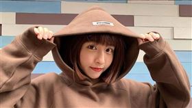 峮峮。翻攝自ig