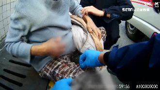 婦遭口罩遮眼　騎車自撞腿留6公分傷