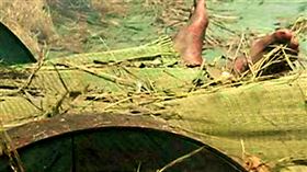 明朝清官裹草蓆下葬。（圖／翻攝自百度百科）