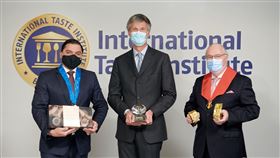 ▲台灣茶揚威歐洲拿鑽石大獎 茶農將組「國家隊」行銷世界（圖／國際風味評鑑所提供）