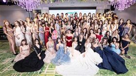 孟慶而（中）昨參加2021百大女神璀璨之夜活動演出。（圖／翻攝自格鬥美少女 Riva臉書）