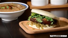 珍奶刈包。（圖／京站提供）