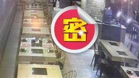員工狂消毒！桃園火鍋店超冷清　監視器這幕他心疼（圖／翻攝自牧石鍋物）