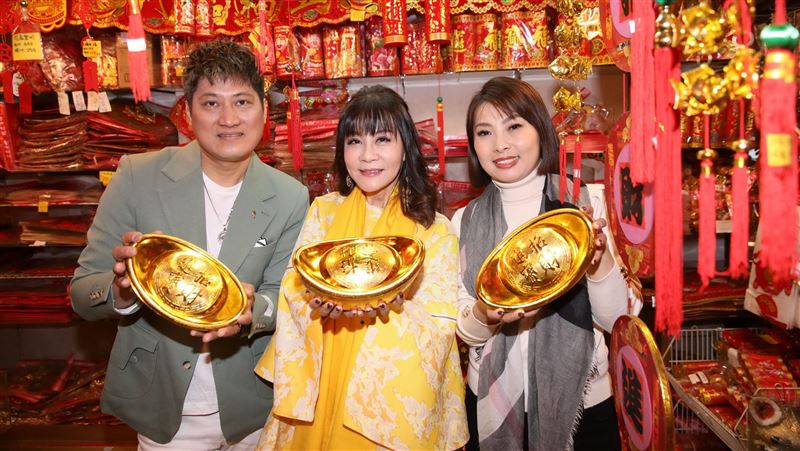 龍千玉最強開運曝光　竟是整套內在美