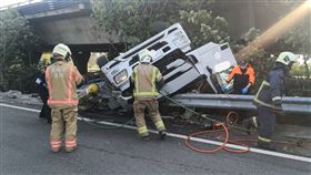 國道八號,受困,化學槽車