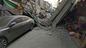 高雄,大樓外牆,坍塌