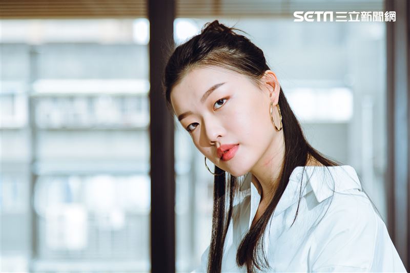 新生代超模潘昱璇三立新聞網專訪。（圖／記者楊澍攝影）