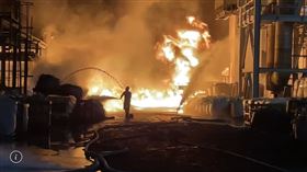 ▲高雄林園工業區聯成化學科技廠大火、火警。（圖／翻攝畫面）
