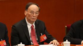 王岐山未列名中委中紀委　確定卸任中共19大專題中共19大24日中午閉幕，並選出新一屆中央委員、候補委員及中紀委委員，中紀委書記王岐山確定不在中紀委委員新名單內，將卸任中紀委書記。中央社記者吳家昇北京攝　106年10月24日