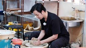 張書偉日前參與LINE TV實境節目真人秀《今天誰來店》。圖／LINE TV提供