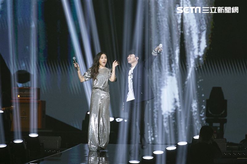 蔡健雅《給世界最悠長的吻》2021巡迴演唱會，林俊傑擔任特別嘉賓。（圖／記者楊澍攝影）