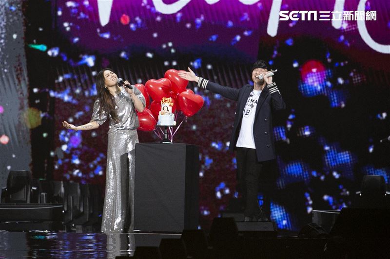 蔡健雅《給世界最悠長的吻》2021巡迴演唱會，林俊傑擔任特別嘉賓。（圖／記者楊澍攝影）