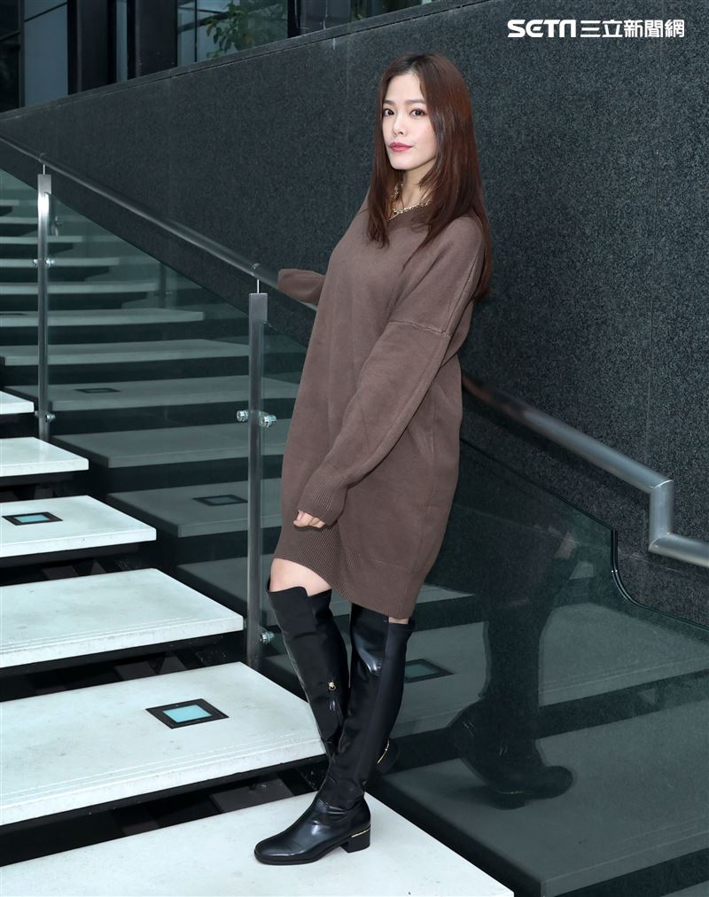 翊萱三立新聞網專訪。（記者邱榮吉/攝影）