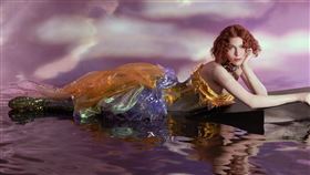 跨性別鬼才音樂家蘇菲意外離世，享年34歲。（圖／翻攝自SOPHIE MSMSMSM臉書）