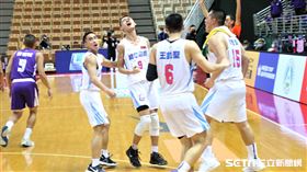 HBL能仁家商林子皓正規時間砍進追平三分彈。（圖／記者劉家維攝影）