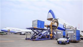 看準COVID-19疫苗運送商機，華航開啟超低溫運送服務。（圖／華航提供）