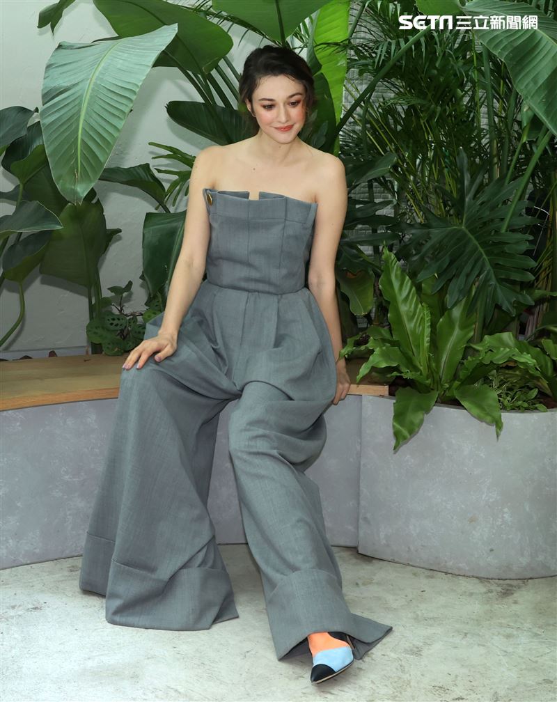 瑞莎和媒體暢談一年來在台灣的點點滴滴。（記者邱榮吉/攝影）